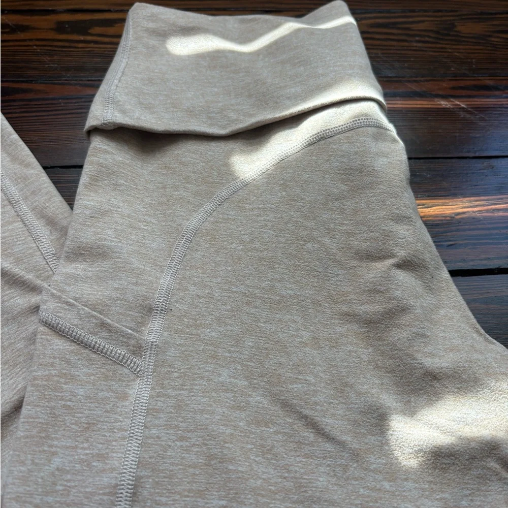aerie Fold-Over Waist Heathered Cream Leggings - Picture 3 of 4